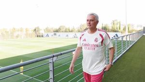 Arrenca la segona etapa de Mourinho: «No treballaré al Reial Madrid, treballaré per al Reial Madrid»