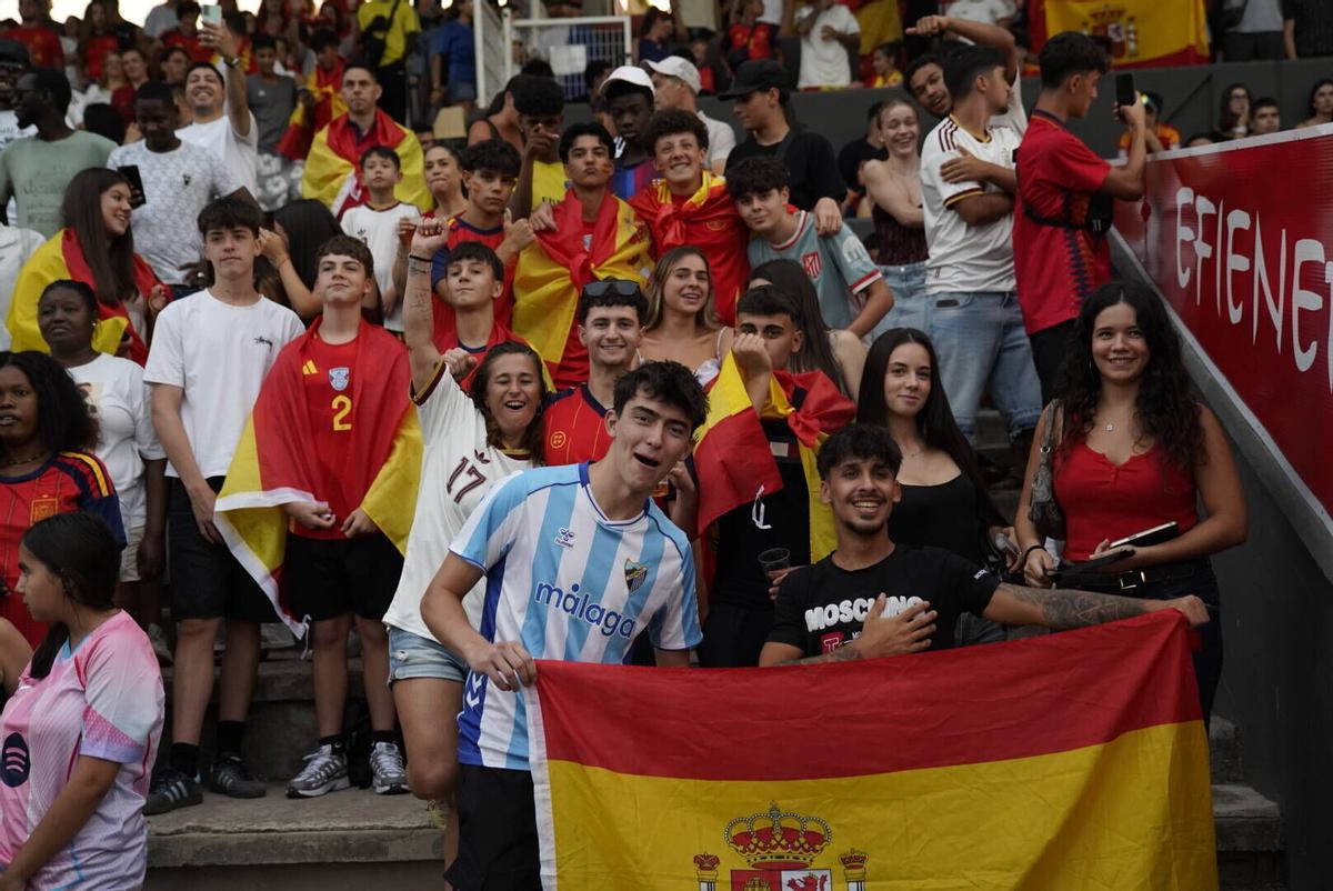 Busca't a les imatges del partit de la final del mundial a l'estadi del Nou Congost