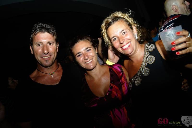 GALERÍA DE FOTOS- Fiesta UFOS Grao de Castellón (09/08/2014)