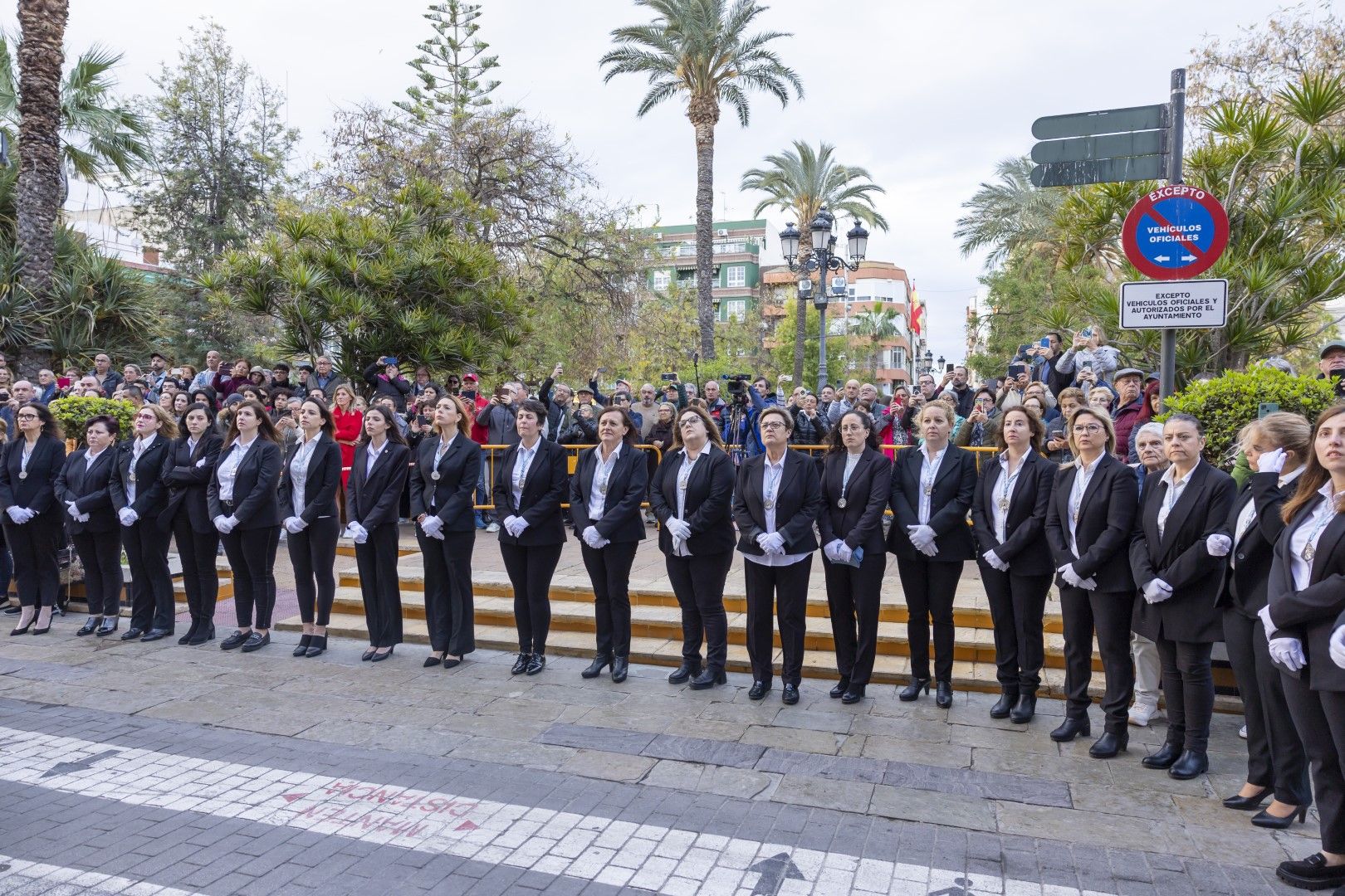 Emotivo Encuentro del Domingo de Resurrección en Torrevieja