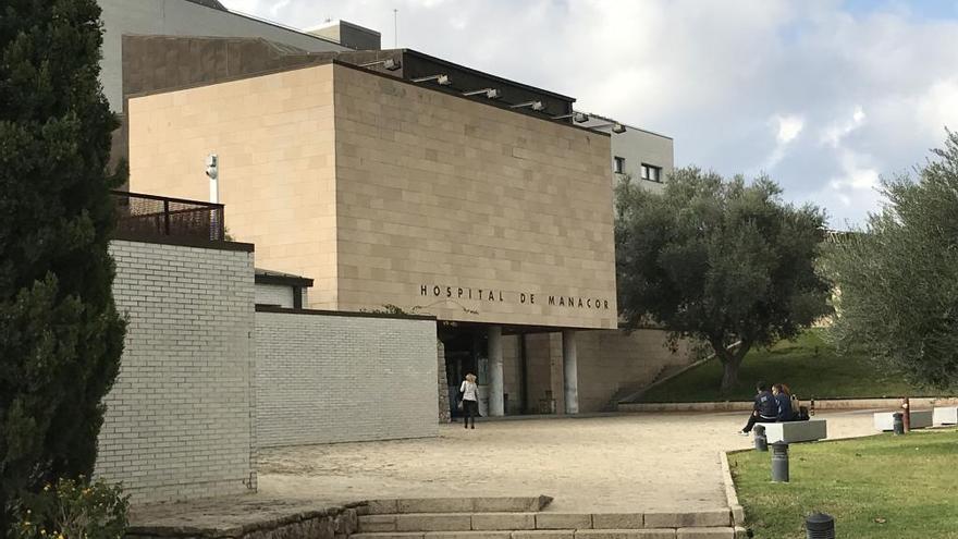 Fachada del Hospital de Manacor.