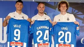 Un Espanyol "justo económicamente" presenta a sus nuevos fichajes: Veliz, Král y Cardona