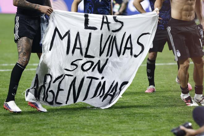 El Reino Unido pide investigar la reivindicación de las Malvinas por la selección argentina