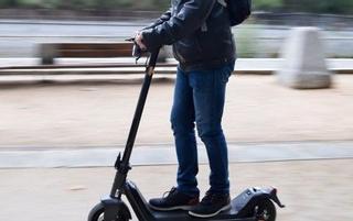 Un patinete eléctrico en una imagen de archivo