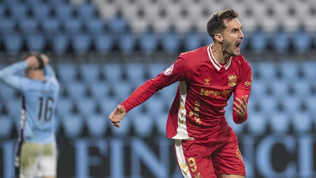 Jesús de Miguel celebra un gol frente al Celta Fortuna, esta pasada temporada.