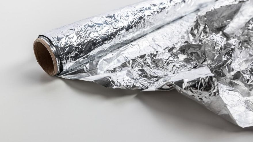 El truco con papel de aluminio que cada vez copia más gente.