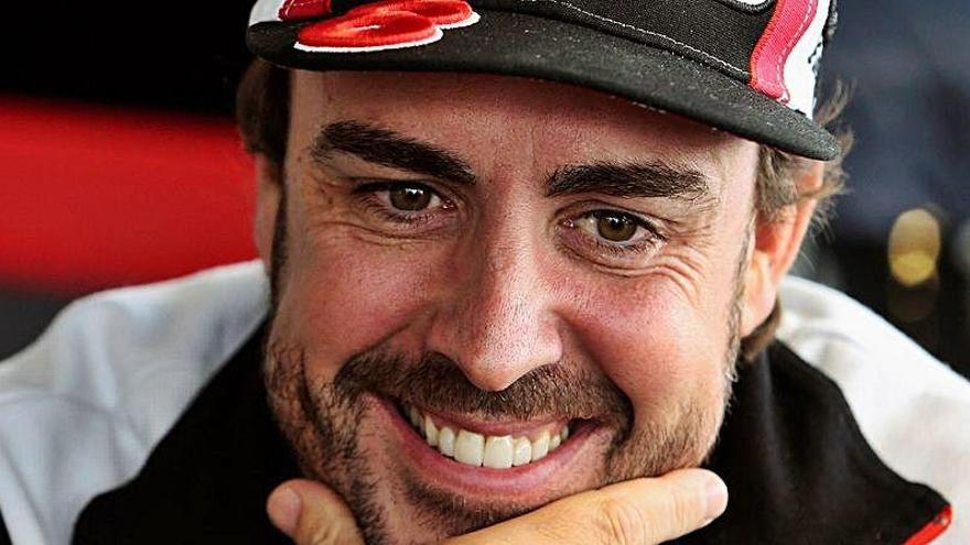 Fernando Alonso medita su futuro.