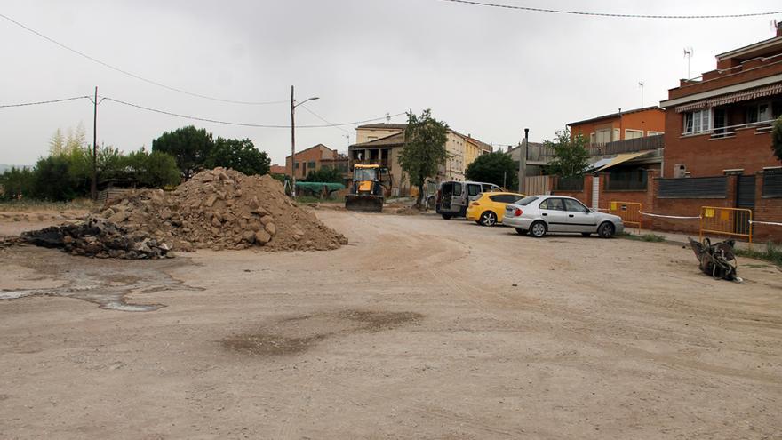 La plaça Nouna s&#039;ha estat utilitzant com a aparcament pels veïns