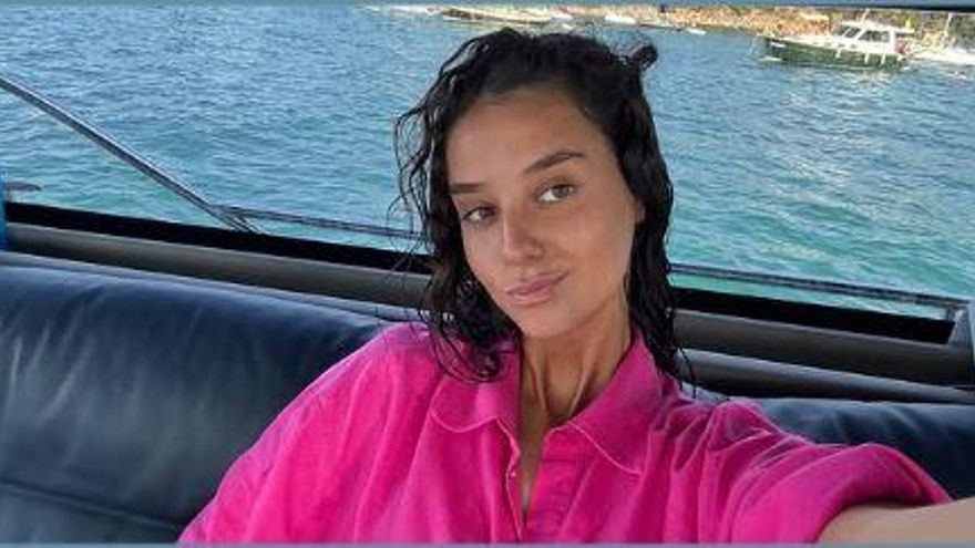 Victoria Federica navega por la costa de Mallorca