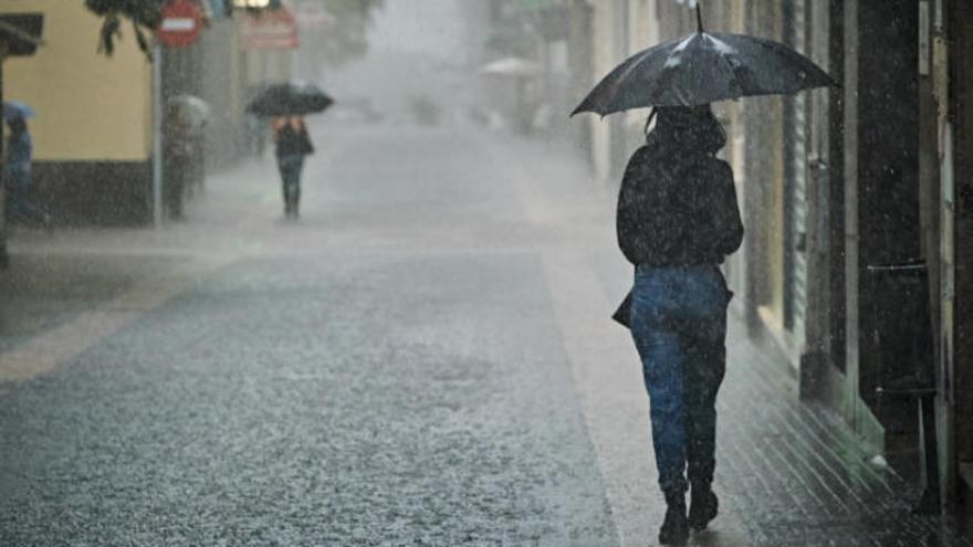 Unas lluvias registradas en la capital tinerfeña.