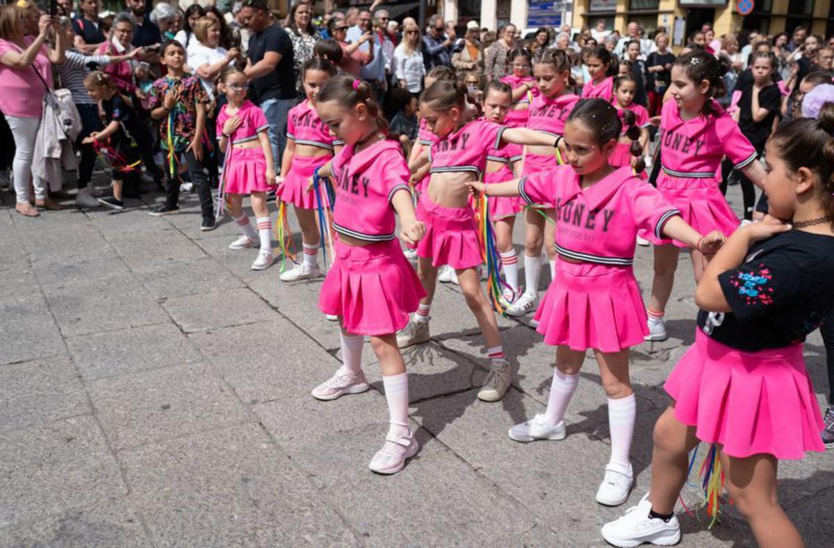 Zamora sigue el paso con motivo del Día Internacional de la Danza