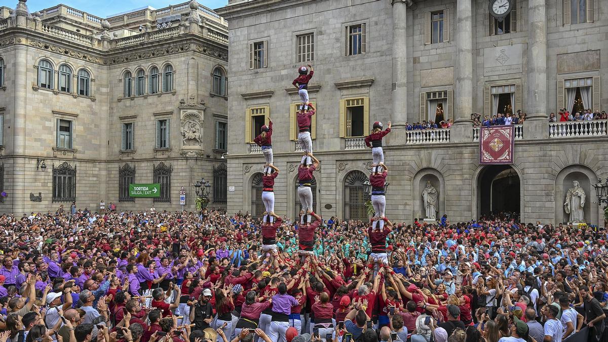 La Diada Castellera de la Mercè reúne las ocho colles de Barcelona