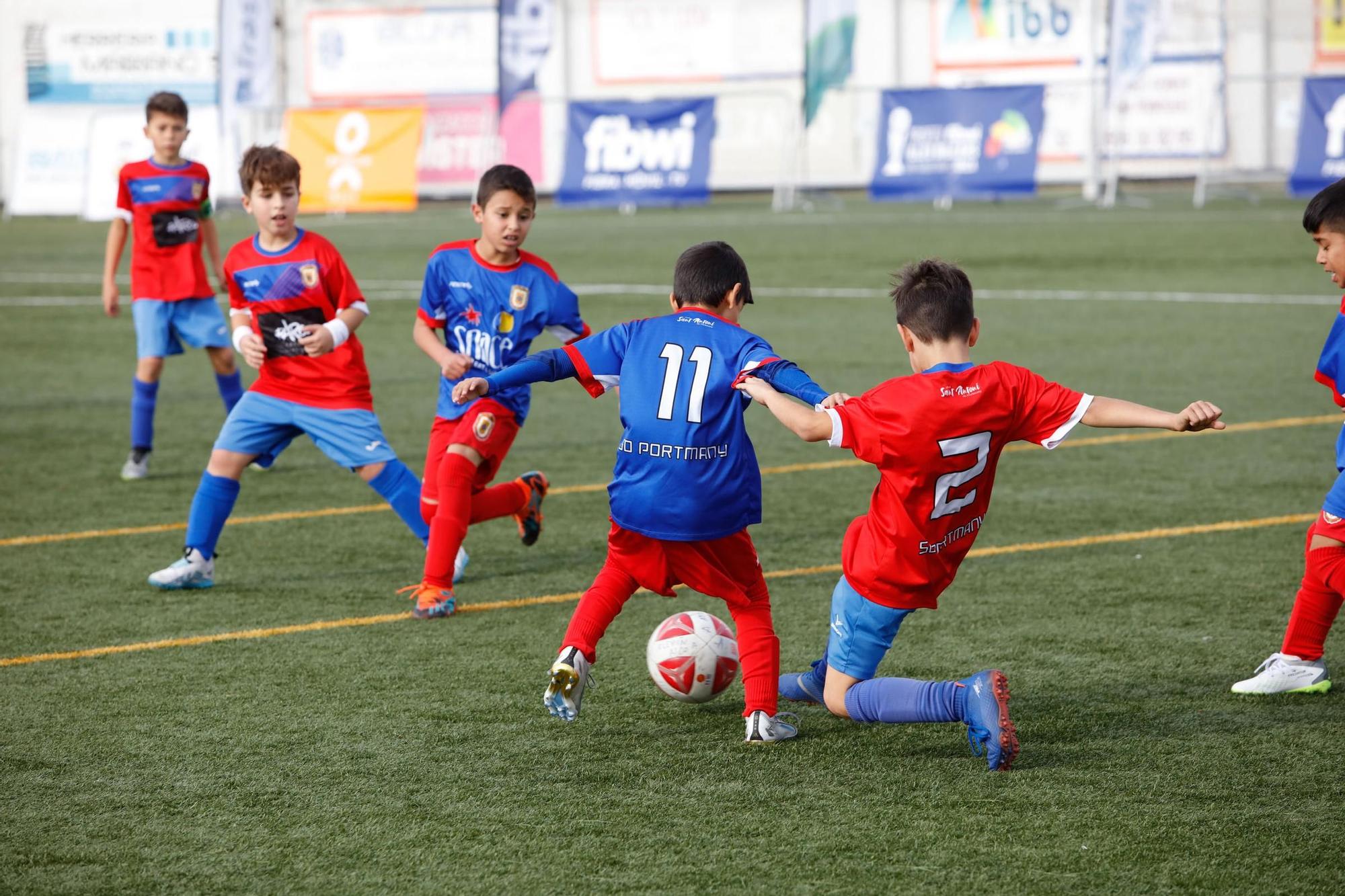 Todas las imágenes del torneo de fútbol Fibwi en Ibiza