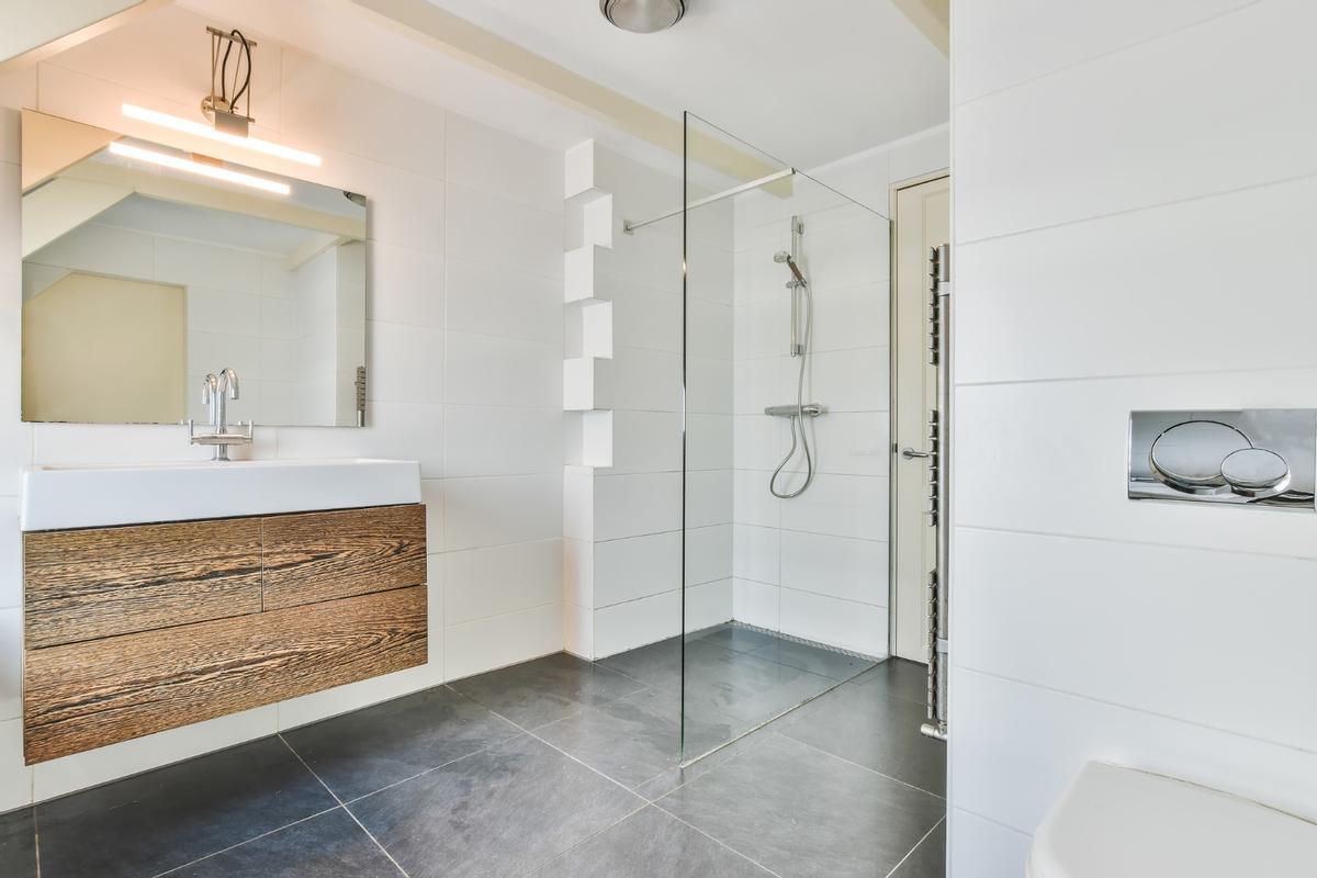 Un baño.