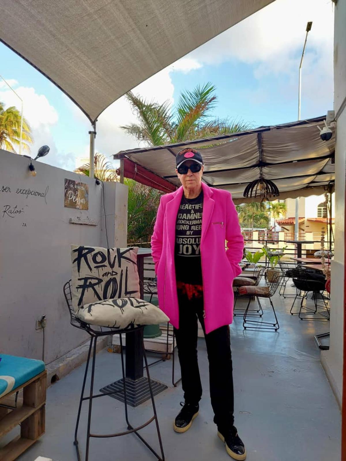 Jorge Albi en "Rojo", su restaurante de La Habana.