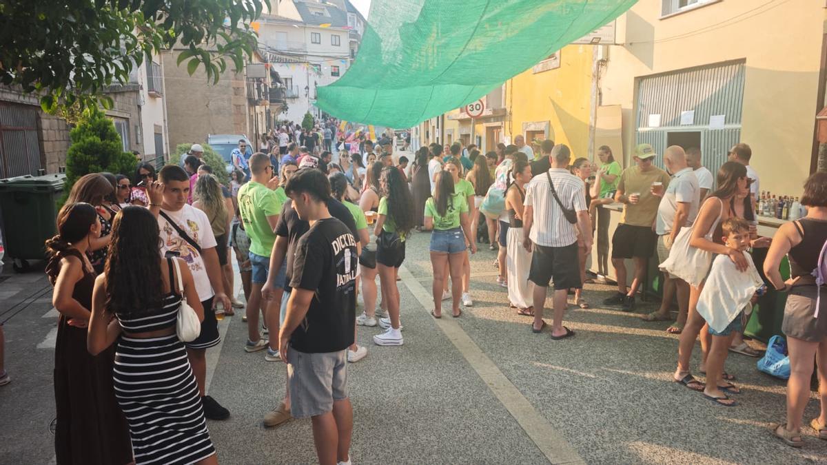 Alcañices (Zamora) disfruta de sus fiestas con el pregón y una sardinada
