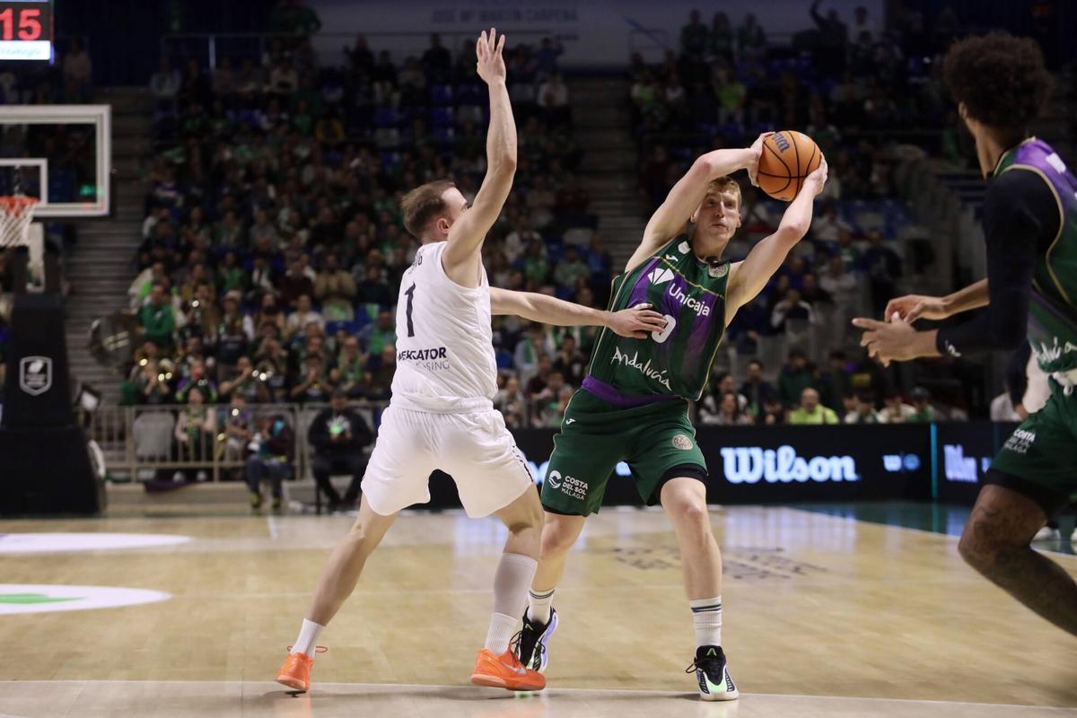Imágenes del partido de la BCL entre el Unicaja y el Würzburg