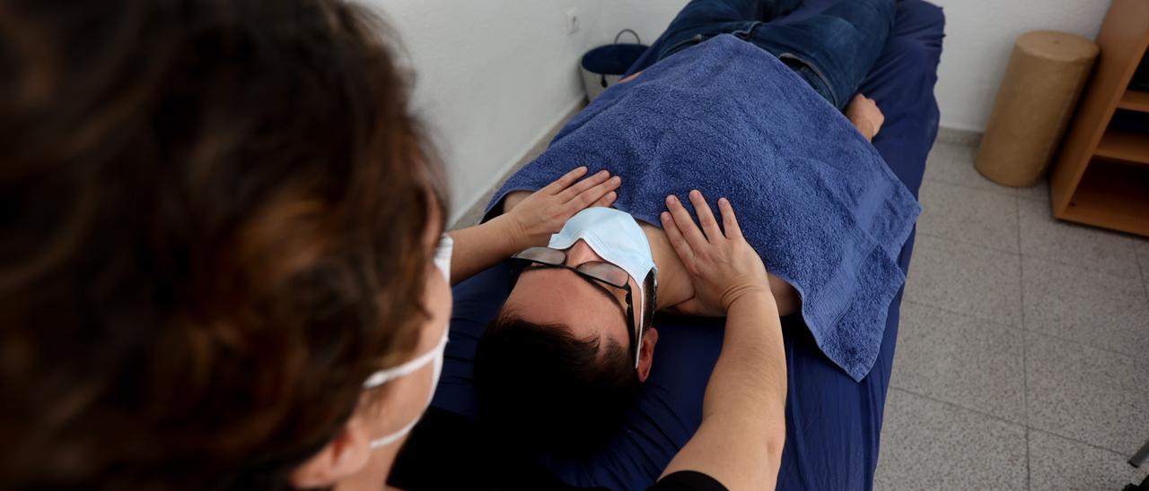 Las consultas han aumentado en las clínicas de fisioterapia a raíz de la pandemia