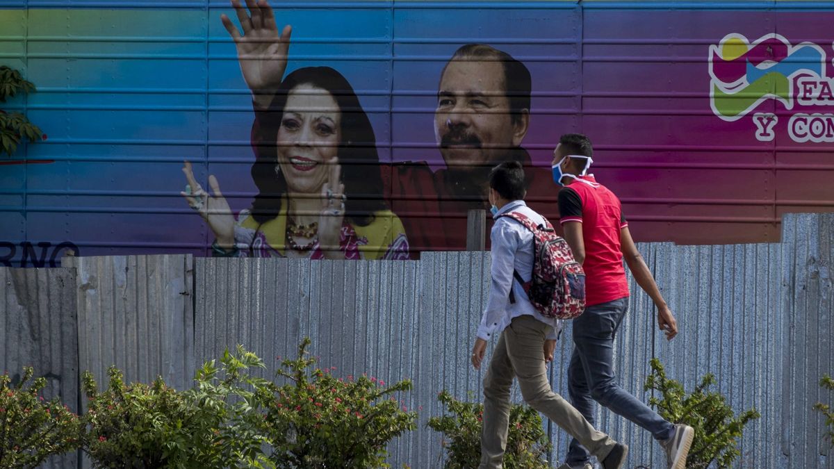 Daniel Ortega, presidente de Nicaragua y la vicepresidenta, Rosario Murillo.