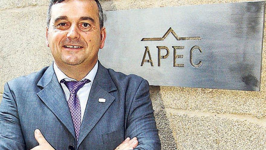 José Luis Campos Novo en la sede de APEC en el Casco Vello de Vigo.  // Marta G. Brea