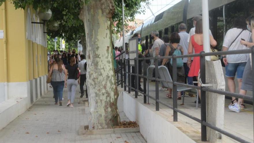 &quot;Me he tenido que levantar antes, espero que acaben pronto las obras&quot;