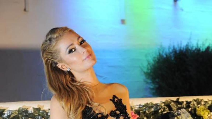 Paris Hilton posa en exclusiva antes de su ´show´.