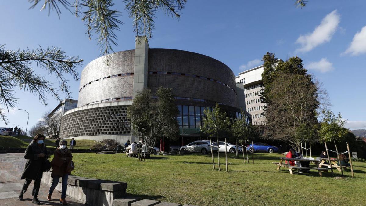 Facultad de Medicina de la Universidad de Oviedo. | Luisma Murias