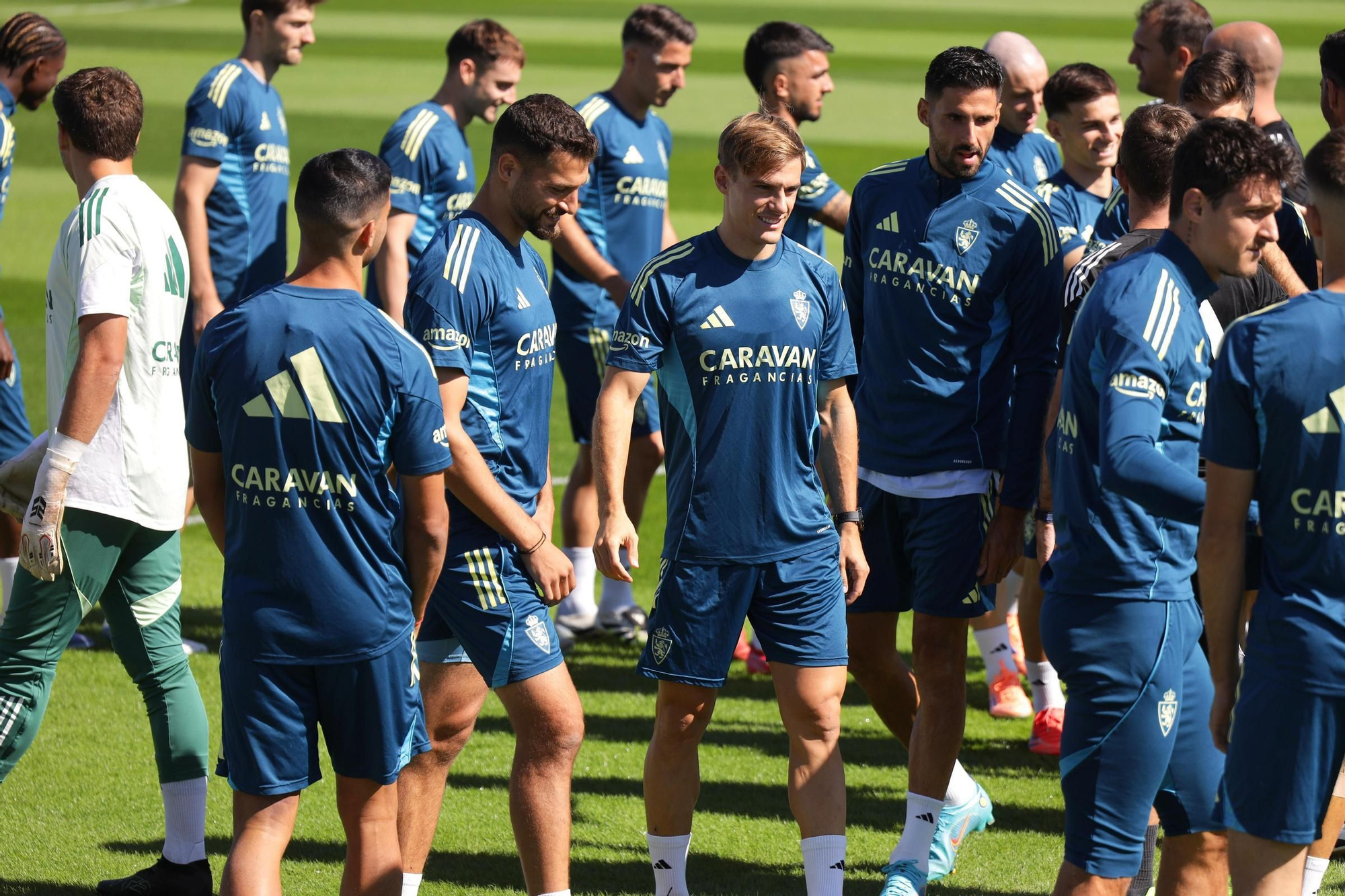 En imágenes | Entrenamiento de puertas abiertas del Real Zaragoza este sábado
