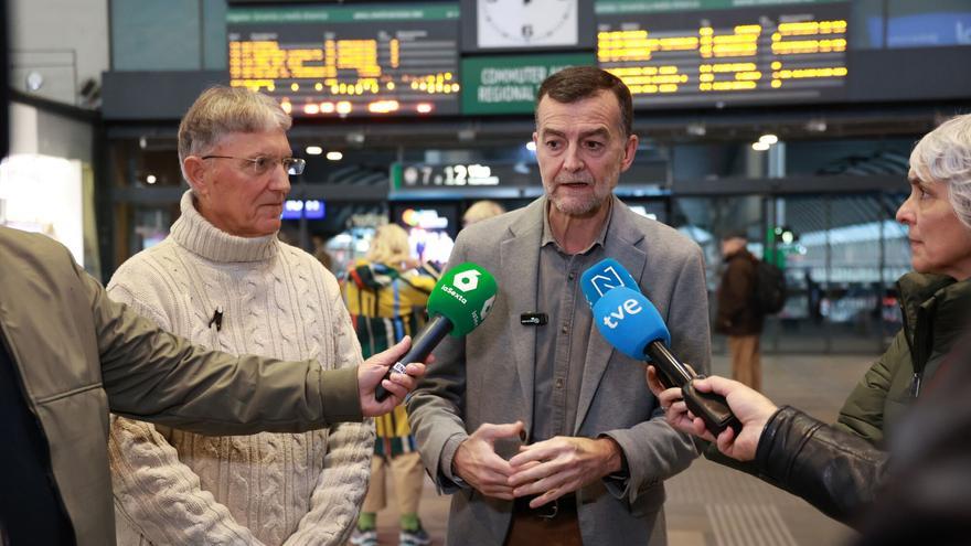 Maíllo defiende que Andalucía asuma las competencias de su red ferroviaria de cercanías y media distancia