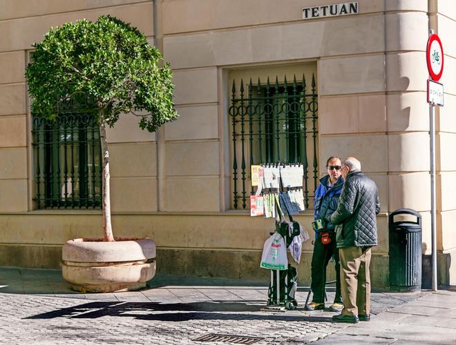 Vendedor de lotería en una calle de Sevilla