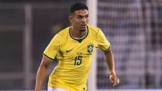 Arthur Dias, el central zurdo que gusta al Barça,  pasó con nota el examen de la Seleção