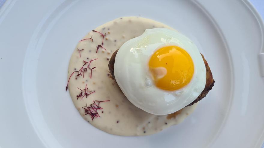 El truco del huevo congelado que te permite simular huevos fritos de codorniz