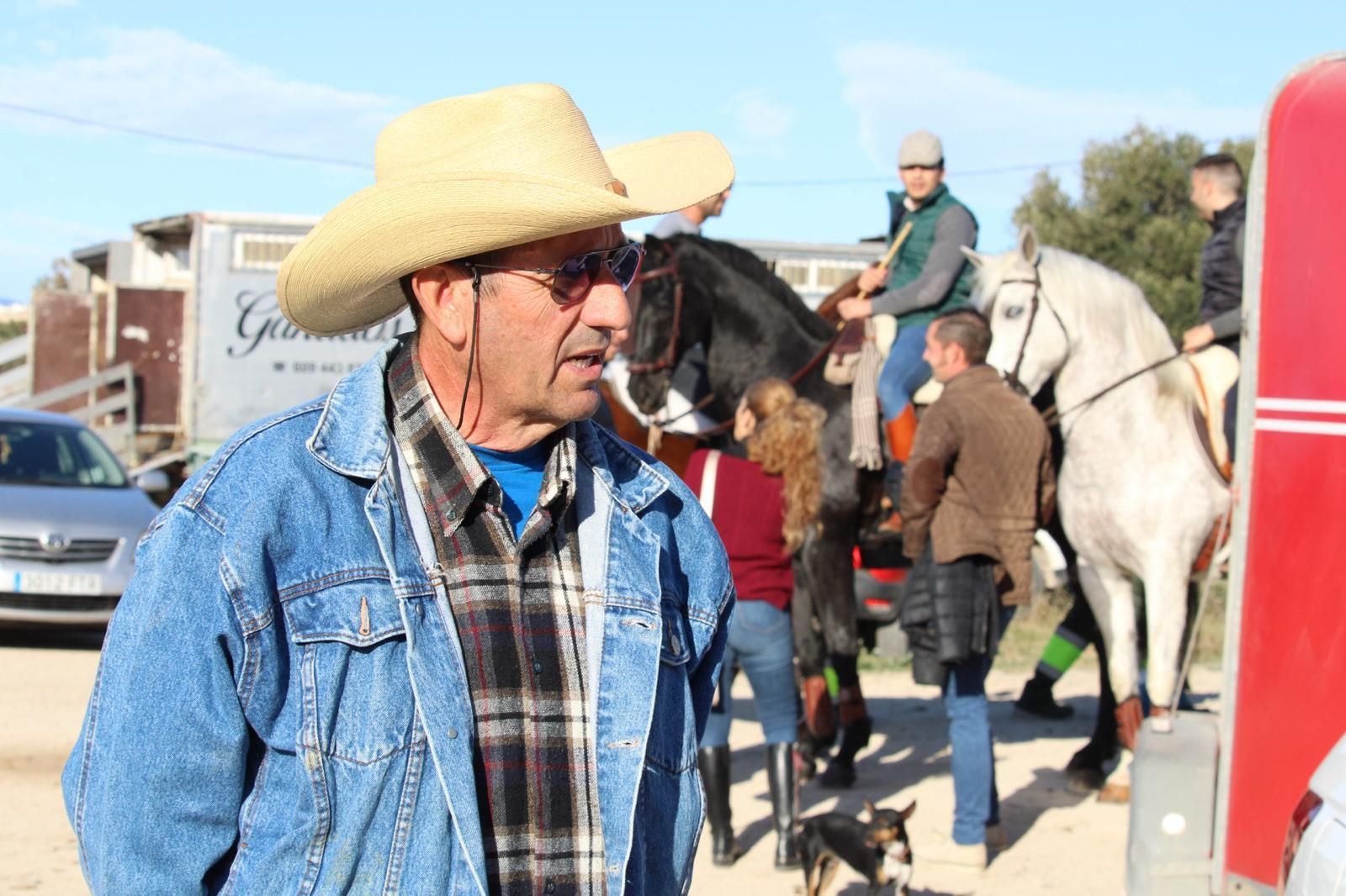 El Campello celebra la bendición tradicional en por Sant Antoni del Porquet