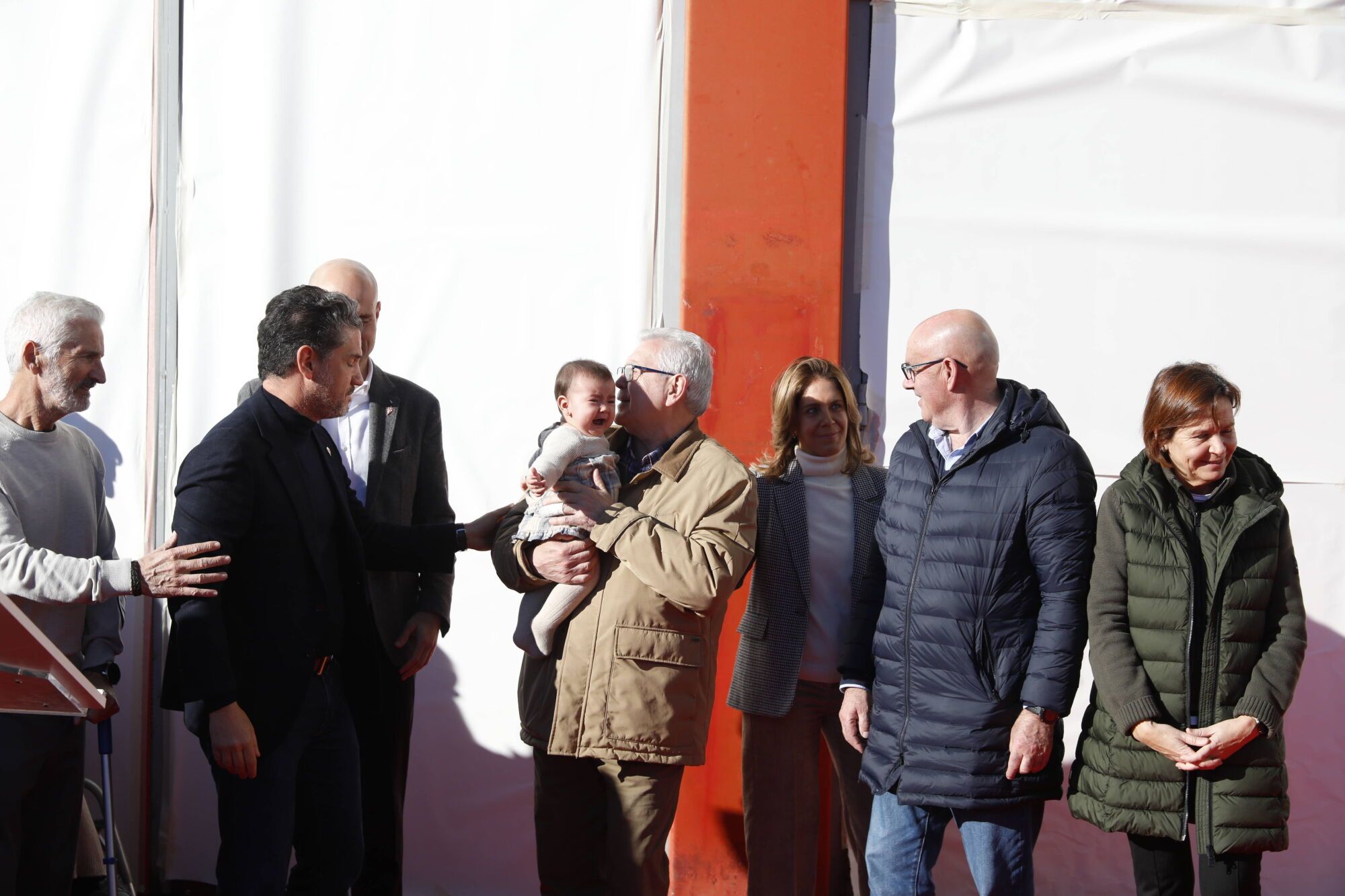 Enzo Ferrero descubre la puerta 11 de El Molinón