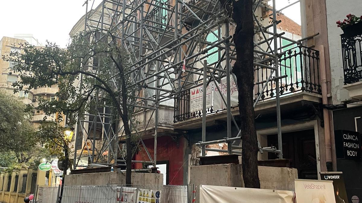Edificios derribados en la calle Vera, que se convertirán en viviendas destinadas al alquiler.