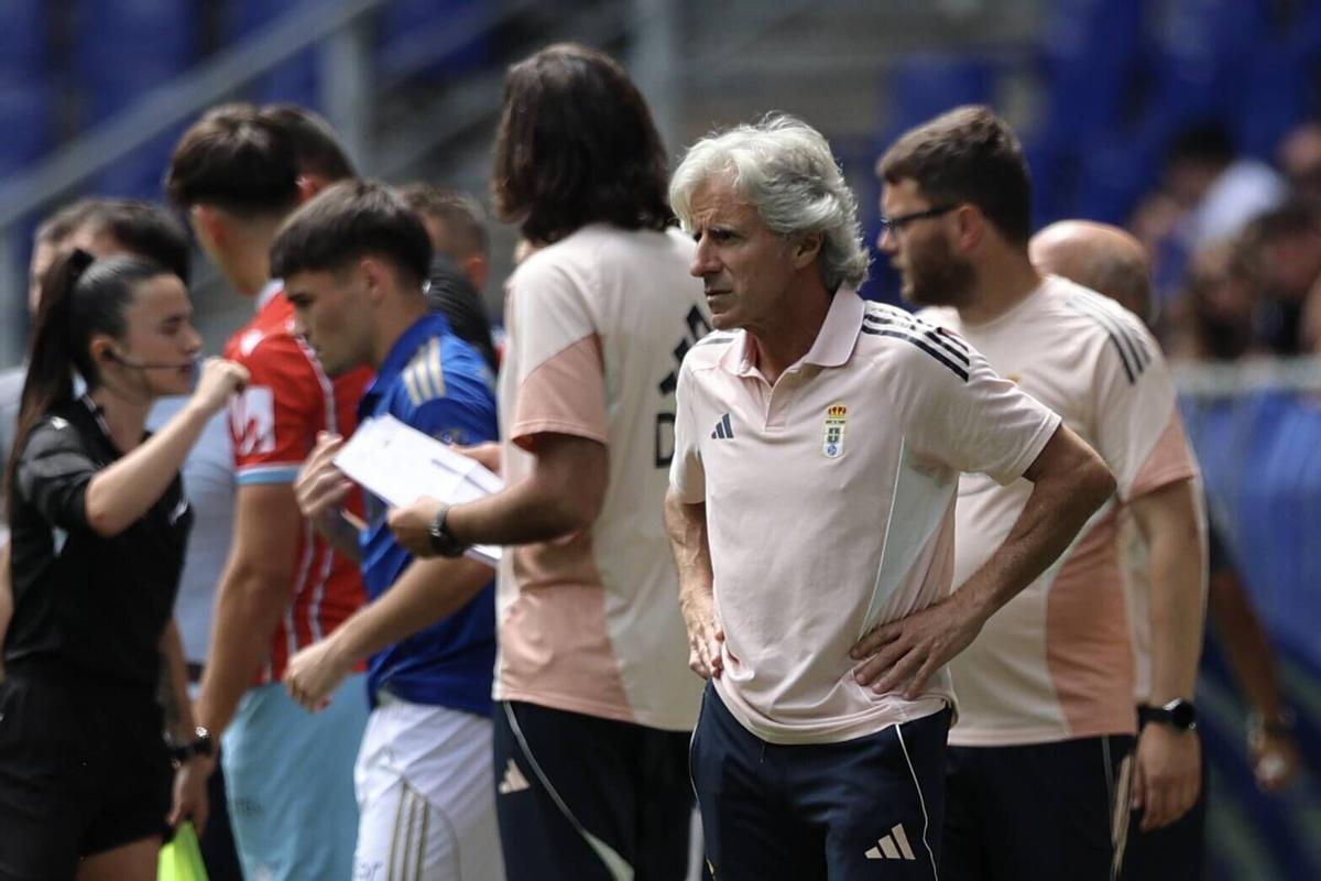 El Vetusta muere en la orilla: el filial del Real Oviedo pierde el ascenso en el Tartiere ante un buen Coria (0-1)