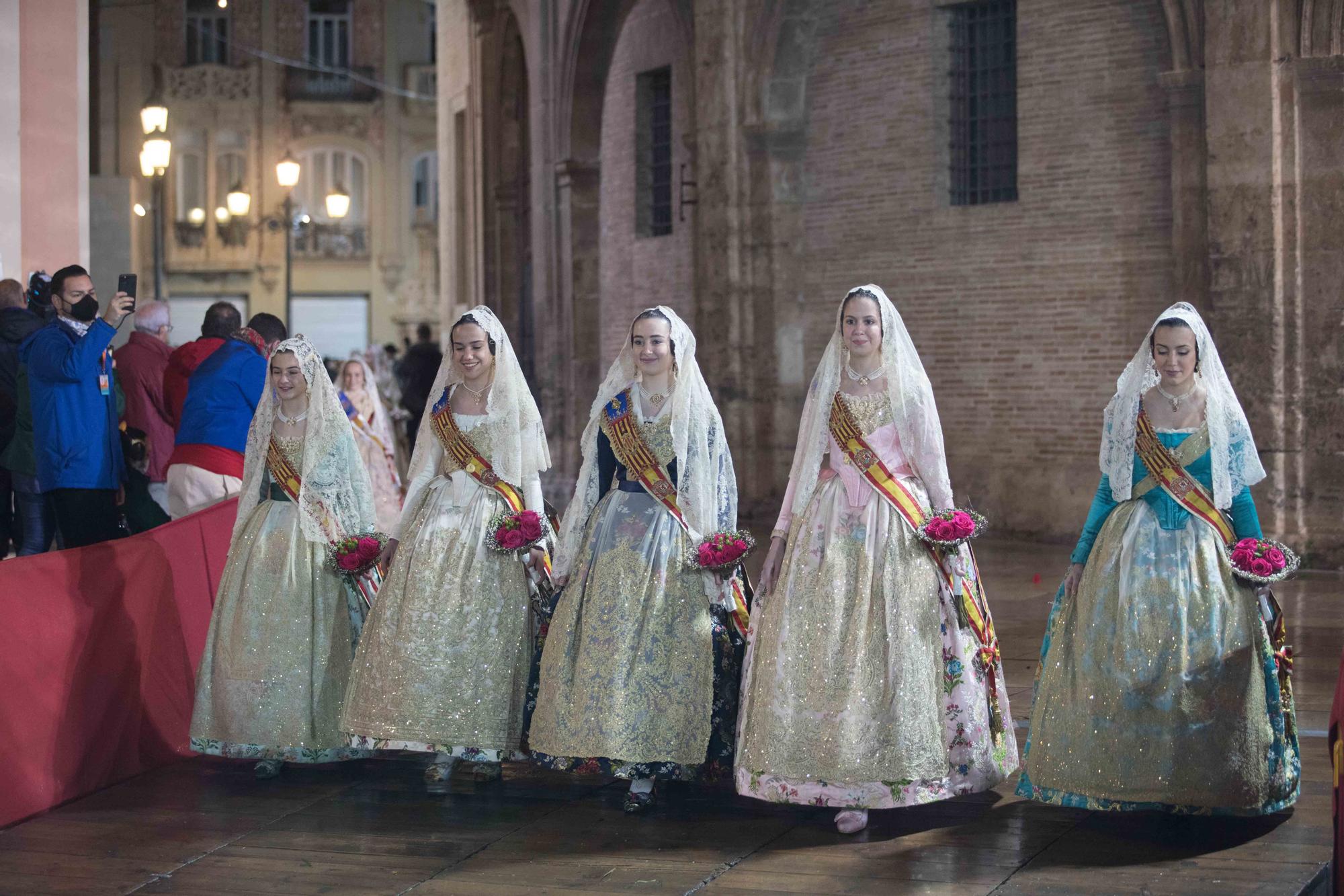 La fallera mayor infantil llega a la Mare de Déu