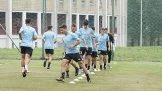 Ola de despedidas na SD Compostela: seis futbolistas deixan o club