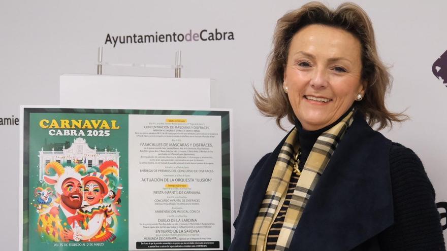 Rosi Lama da a conocer las actividades del Carnaval de Cabra.