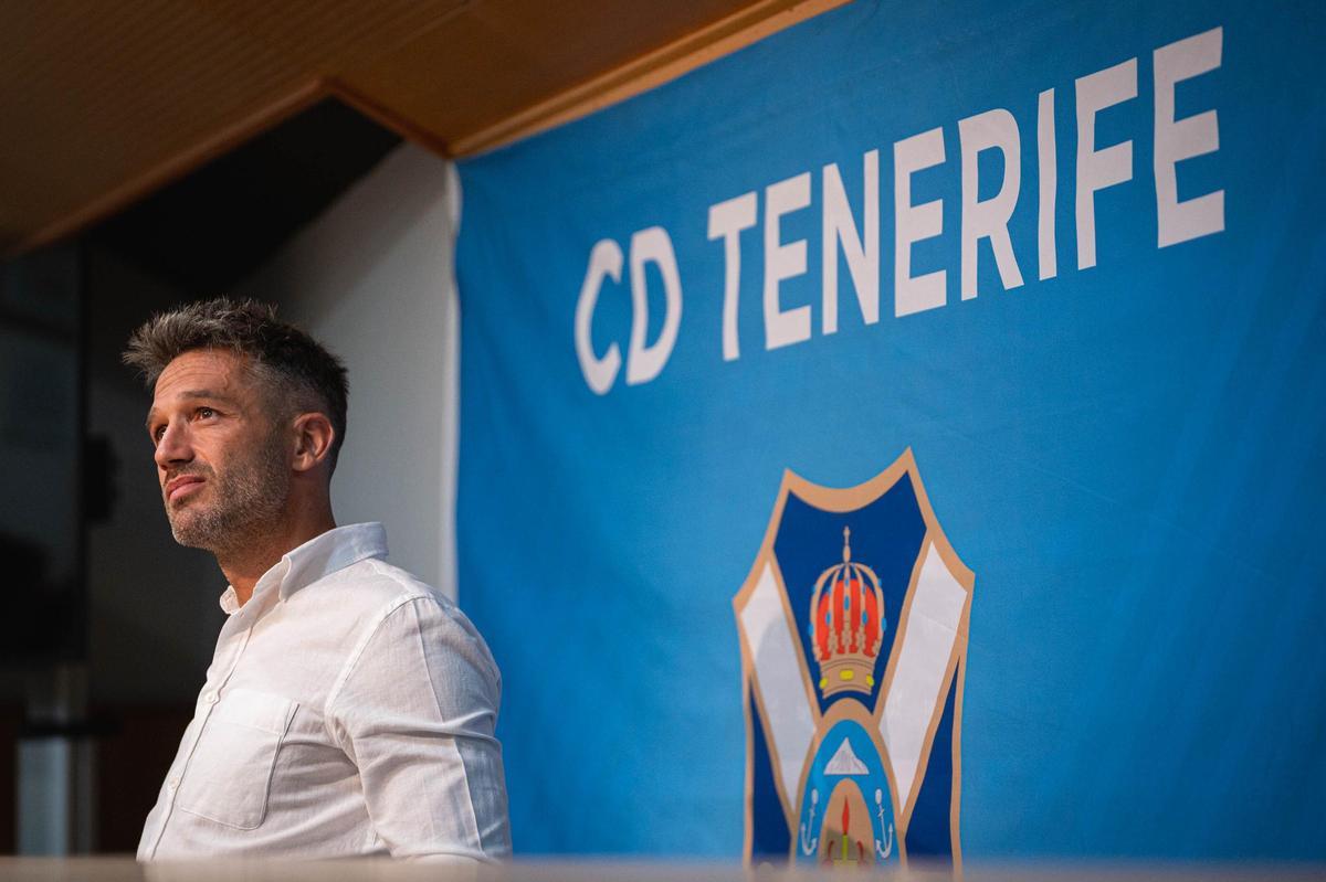 Rueda de prensa de Aitor Sanz, en imágenes Rueda de prensa de Aitor Sanz, en imágenes