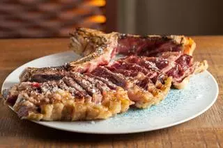 La mejor carne de España se sirve en un asador de un pueblo perdido de León del que seguro no has oído hablar nunca