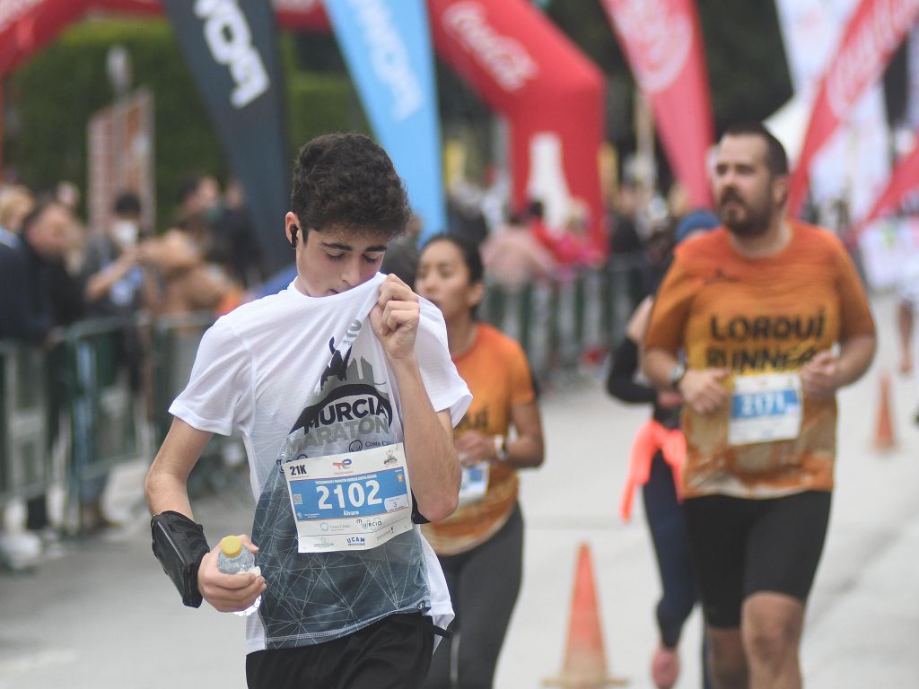 Llegada y podios de la 10k, la media maratón y la maratón de Murcia (I)