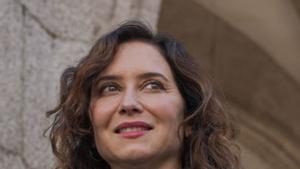 Ayuso ordeix el contraatac a Sánchez