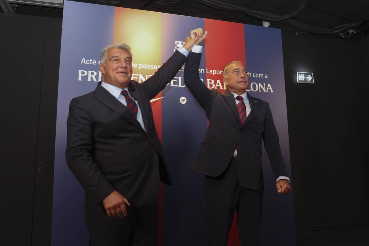 Joan Laporta y Rafa Yuste, en la Sala París, después del acto de toma de posesión.