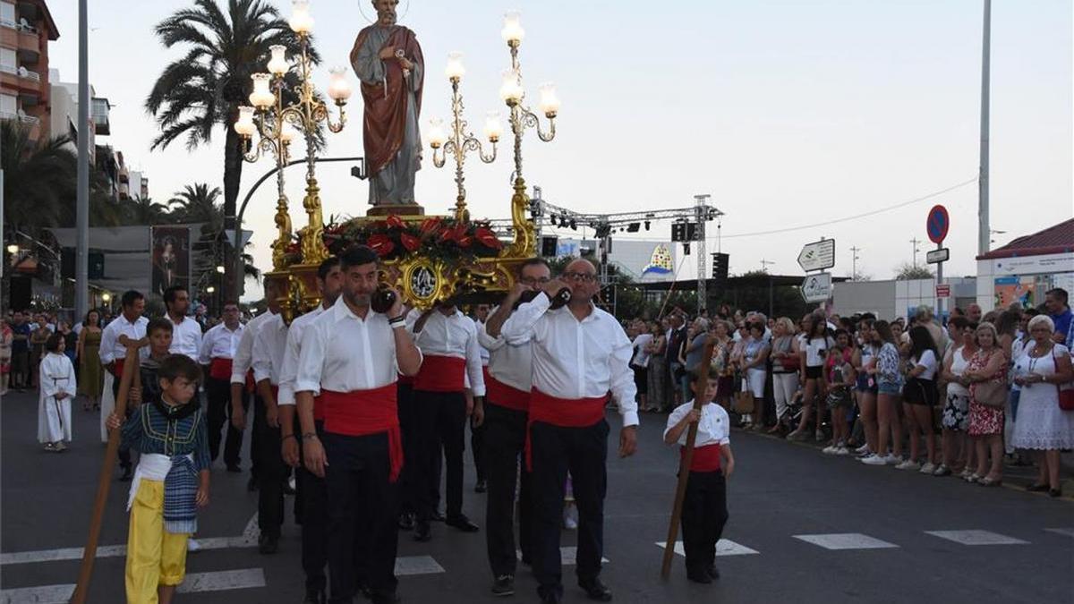 Castelló suspende la Nit de Sant Joan y las fiestas de Sant Pere del Grau