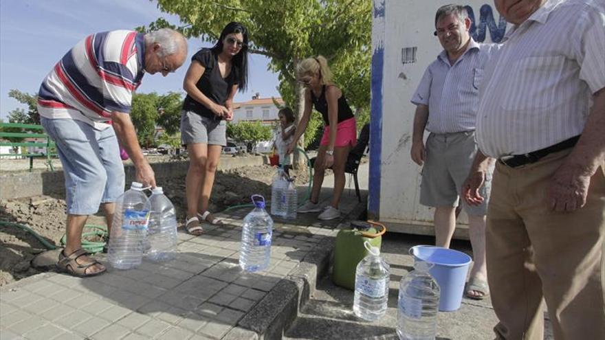 Sierra de Fuentes lleva tres días sin agua