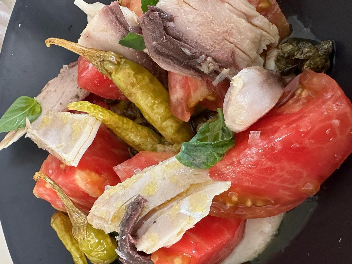 Tomate Tonnato de Ca Desficasi.