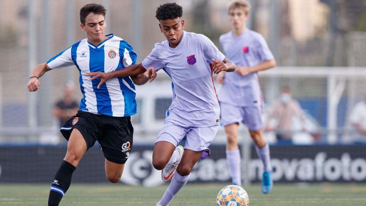 Lamine Yamal se exhibió con el Cadete A