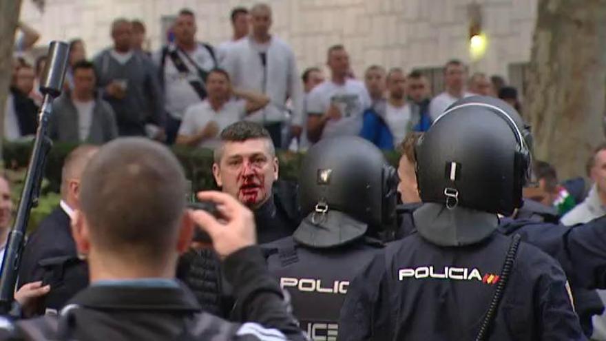 Ocho heridos y 12 ultras del Legia detenidos en Madrid