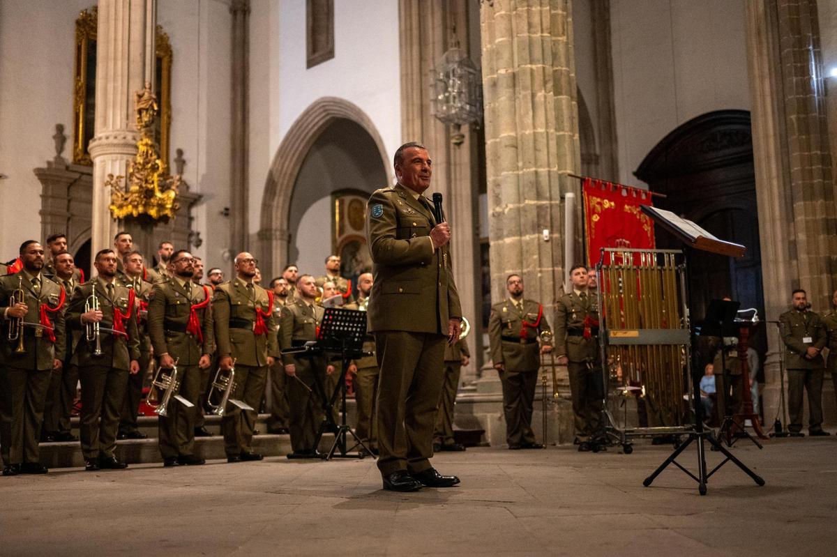 Así fue el concierto cofrade de la Banda de Guerra en la Catedral de Canarias